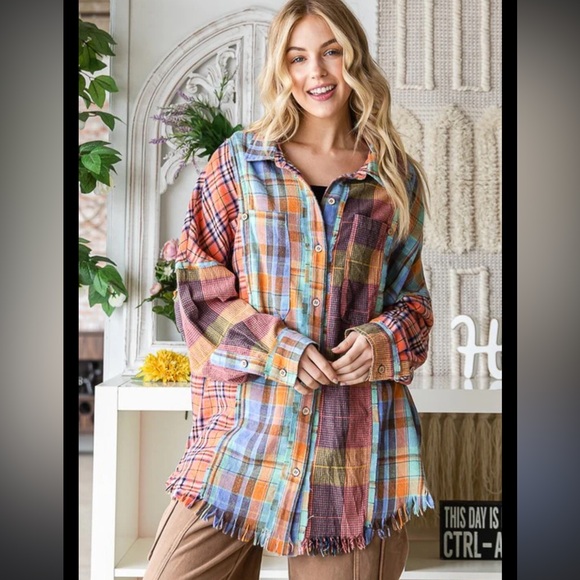 Oli & Hali Tops - Oli & Hali flannel patchwork oversized cotton/Linen with pockets & fringe XL